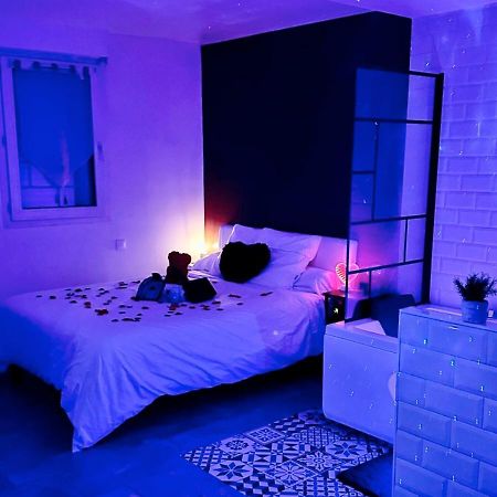 Amour Azur Appartement Pour 2 Avec Jacuzzi Et Terrasse A 2 Minutes De La Mer Vallauris Ngoại thất bức ảnh