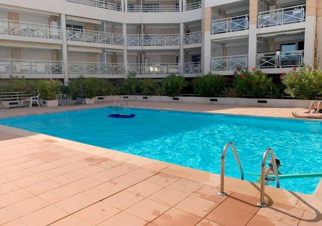 Amour Azur Appartement Pour 2 Avec Jacuzzi Et Terrasse A 2 Minutes De La Mer Vallauris Ngoại thất bức ảnh